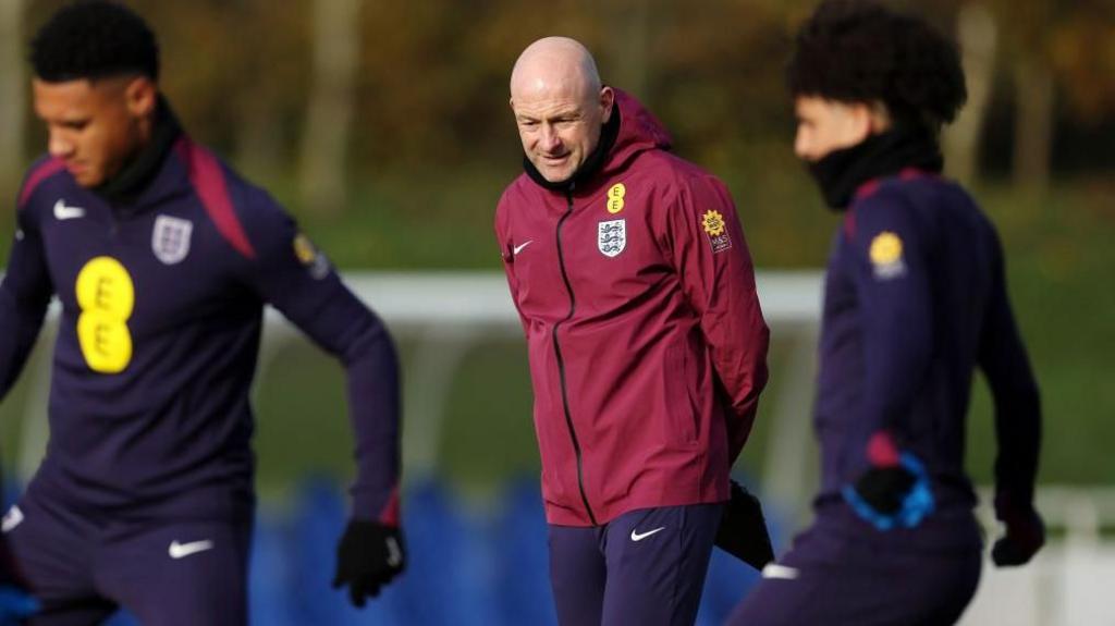 Lee Carsley at England training