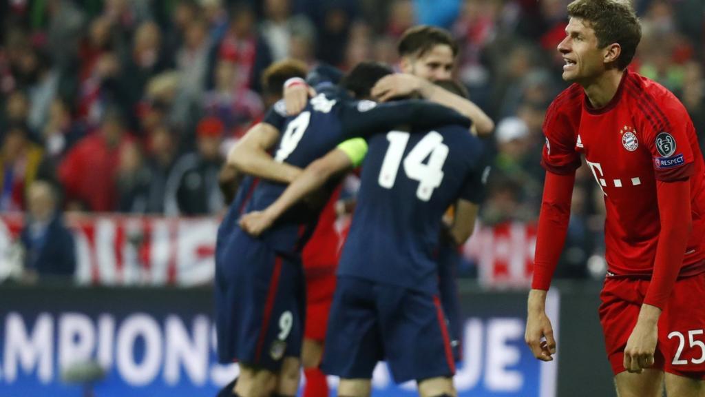 Thomas Muller looks dejected