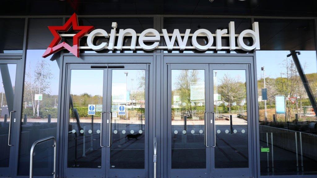 cineworld-doors.