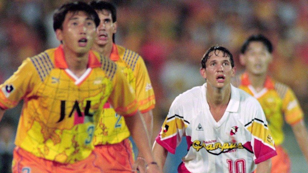 Gary Lineker playing for Grampus Eight