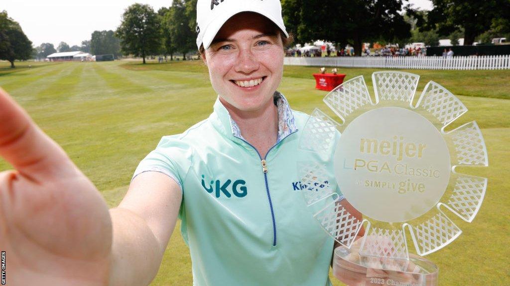 Leona Maguire with trophy after winning LPGA Classic