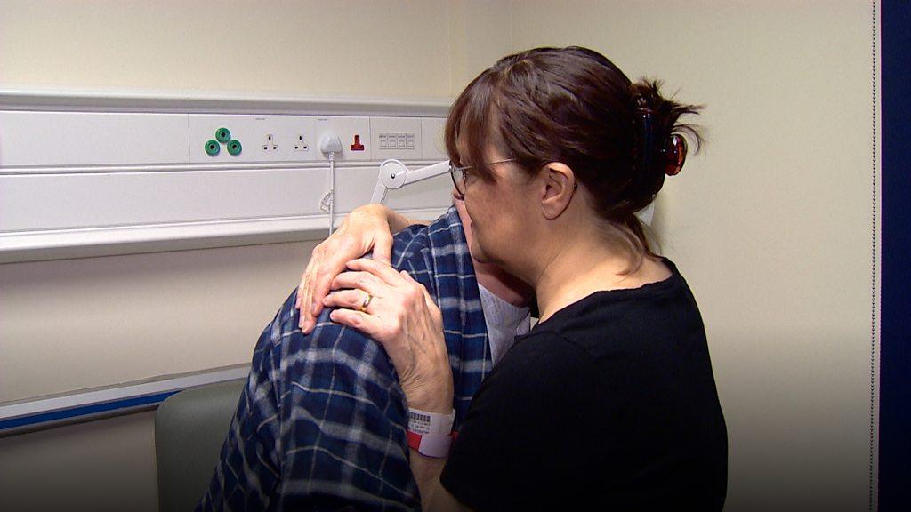 Graham Murray with wife Mandy, who both had operations as part of the transplant scheme.