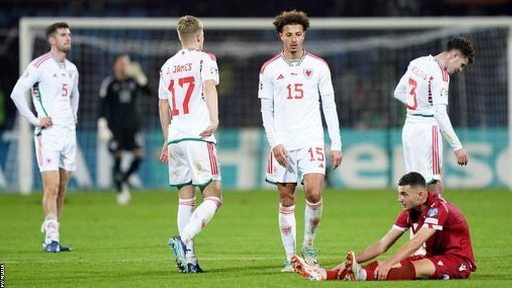 Wales players look disappointed