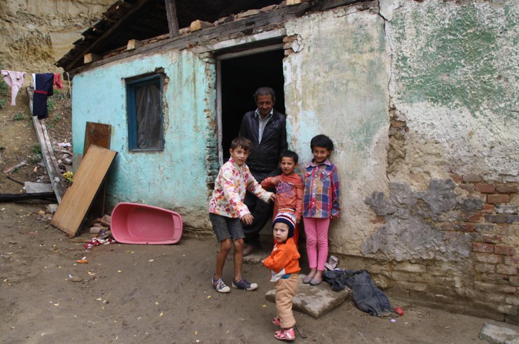 Roma family in Ocna Sibiului, Romania