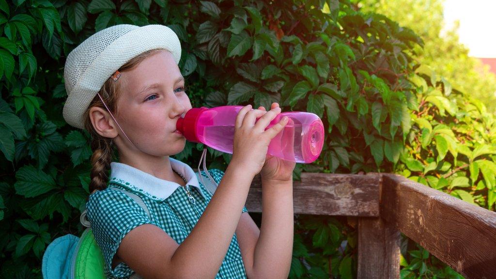 girl-drinking-water