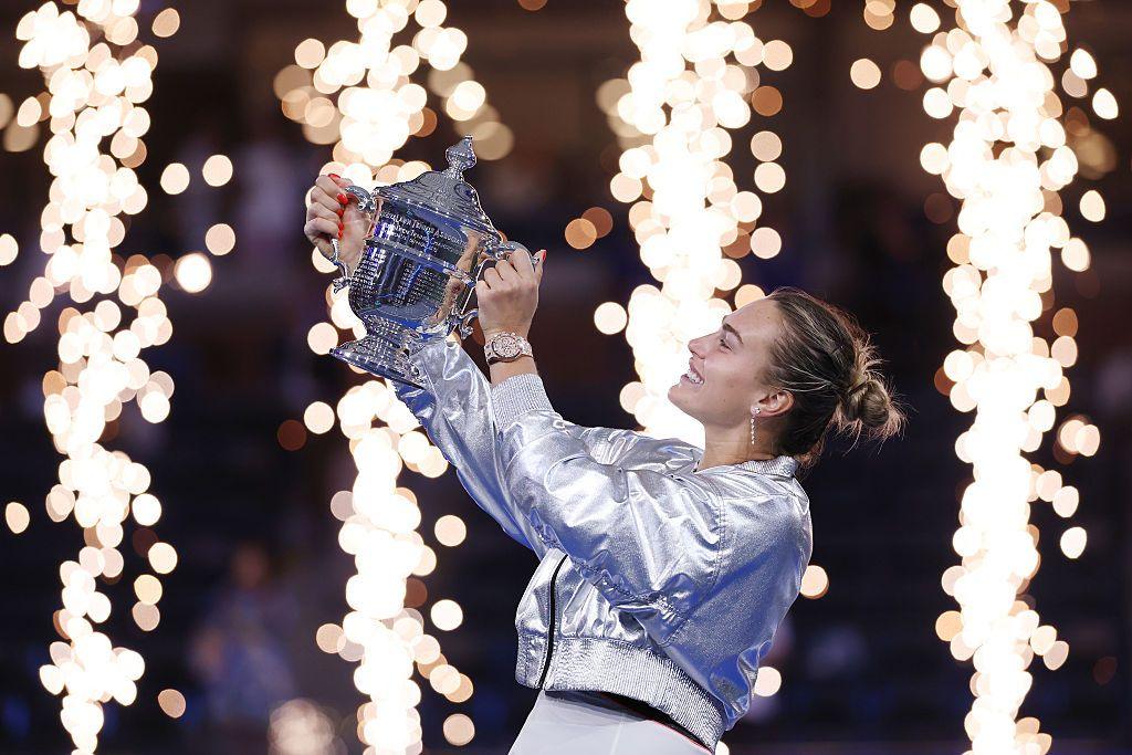 Aryna Sabalenka poses with her trophy after defeating Amanda Anisimova of the United States during their Women's Singles Final match on Day Fourteen of the 2025 US Open at USTA Billie Jean King National Tennis Center in New York City. Photo by Elsa