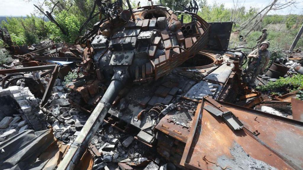 A destroyed tank in Ukraine