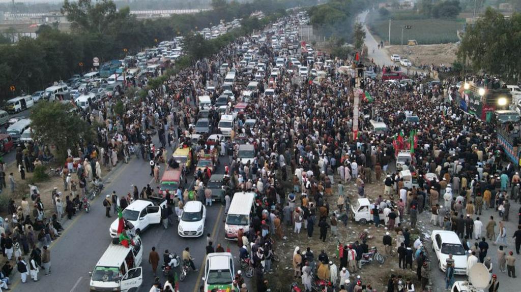 Supporters of jailed former Pakistan's prime minister Imran Khan's Pakistan Tehreek-e-Insaf (PTI) party gather during a protest demanding his release, i