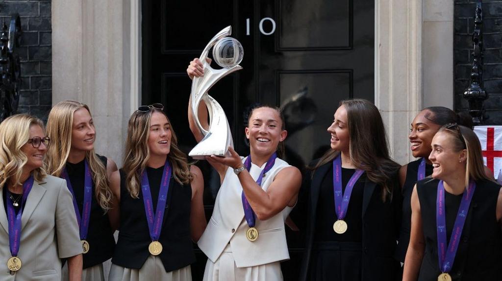 Lionesses’ Euro 2025 Victory Celebrated by Throngs of Adoring Fans