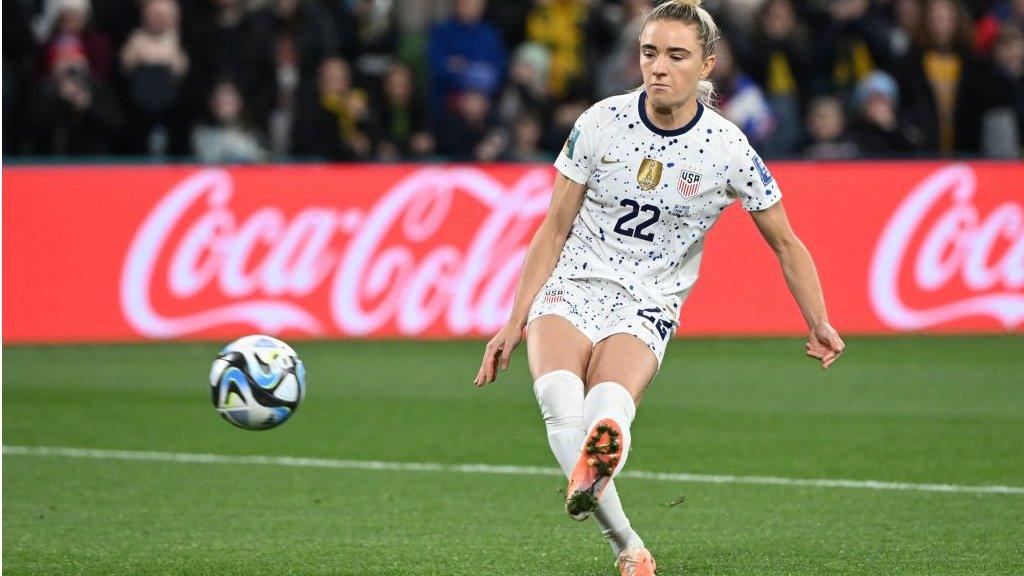 Kristie Mewis in action at the Women's World Cup