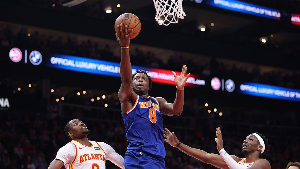 Og Anunoby of the New York Knicks shoots the ball.