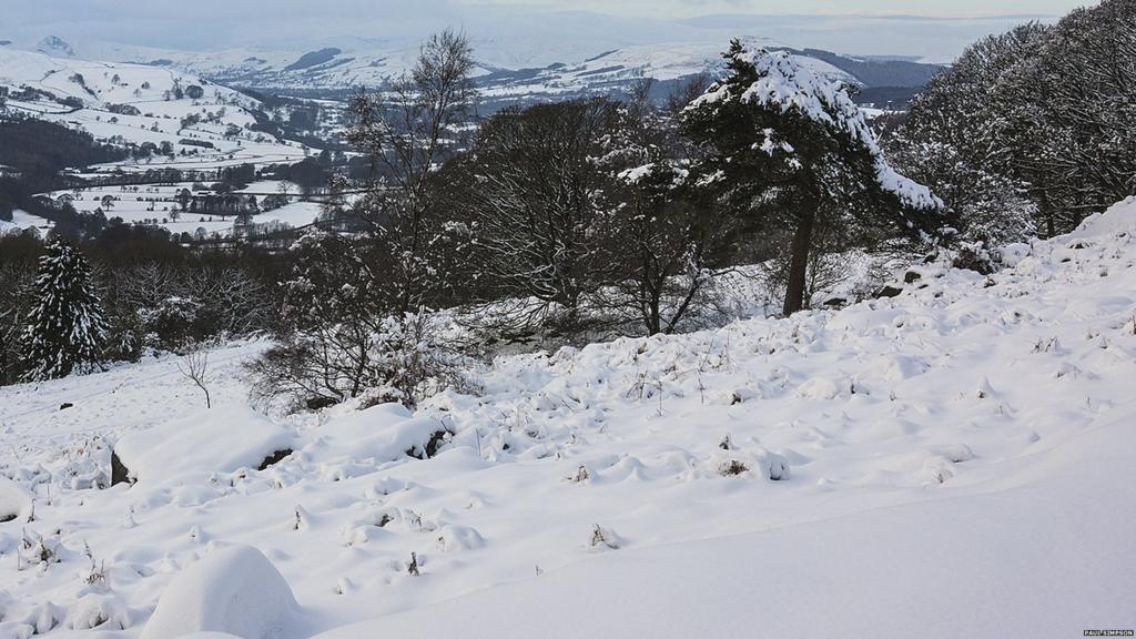 Hope Valley in the snow