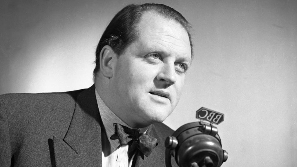 BBC Archive VE Day 1945 Richard Dimbleby at Whitehall BBC