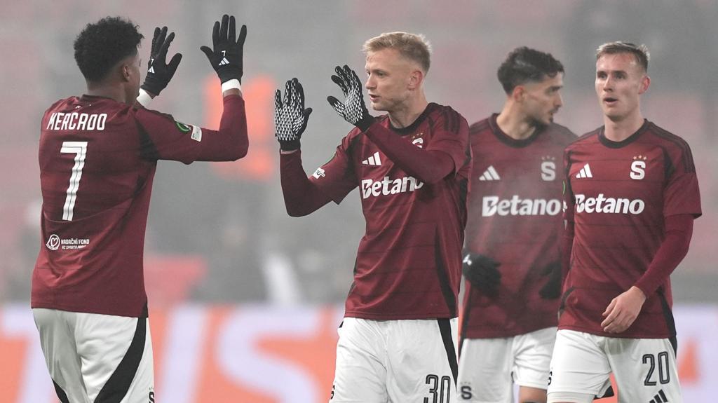 bbc.co.uk - BBC Sport - Sparta Prague vs Aberdeen LIVE: UEFA Conference League radio, updates, report, stats & head-to-head