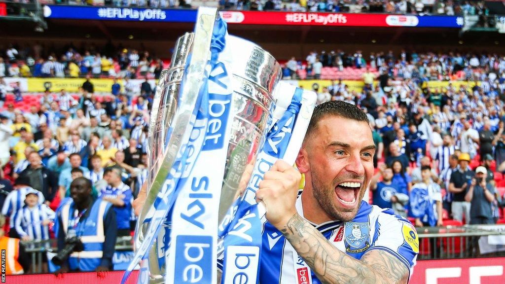 Jack Hunt helped Sheffield Wednesday to promotion in his final game of his second spell with the club when they beat Barnsley in Monday's League One play-off final