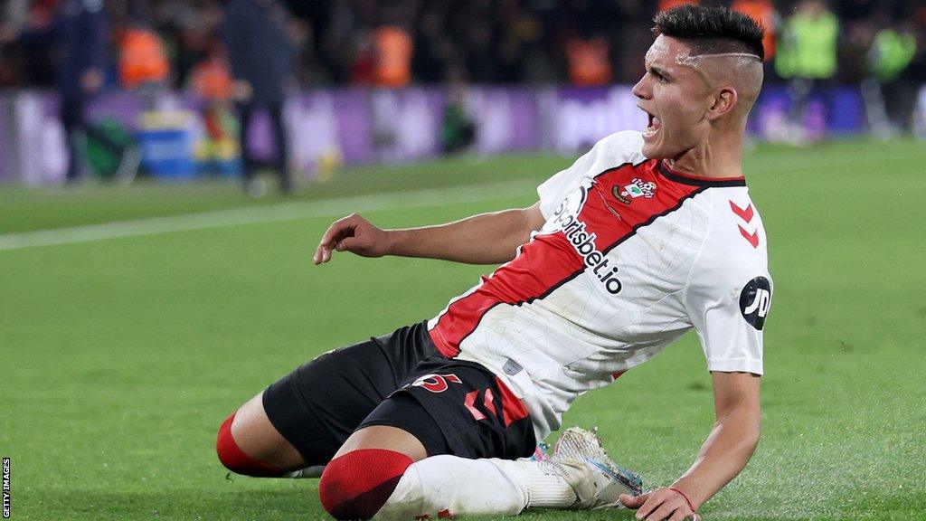 Carlos Alcaraz celebrates