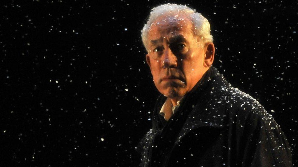 Simon Callow