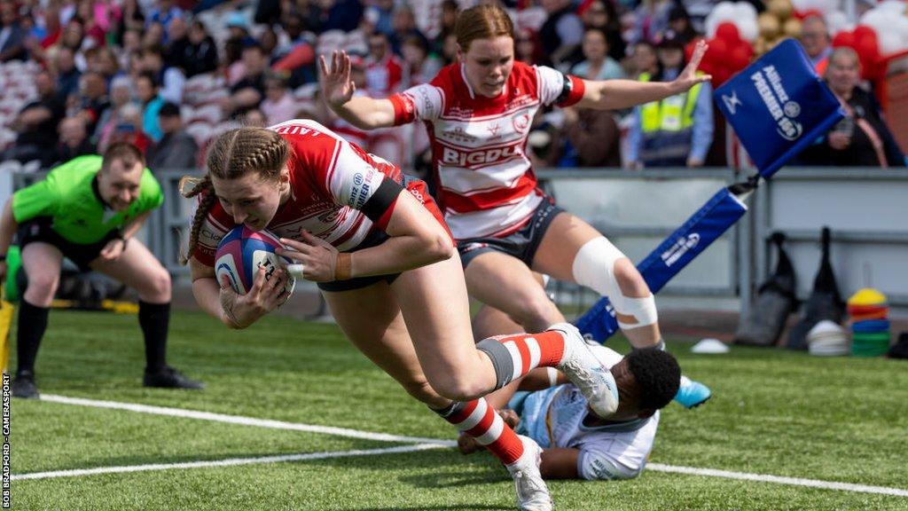 Emma Sing scored two of Gloucester-Hartpury's 11 tries