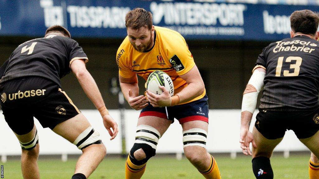 Iain Henderson carries the ball against Montpellier in the Challenge Cup last-16