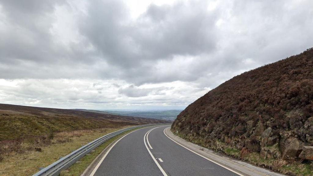 Street view of the A57 Snake Pass