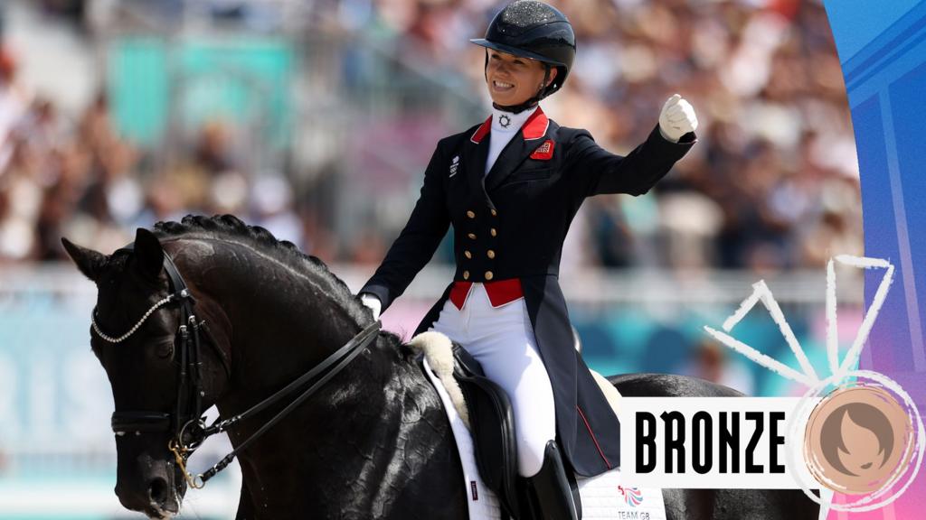 GB's Fry wins individual dressage bronze