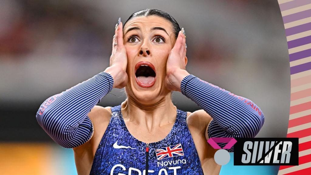 'Immense performance' - GB's Hunt wins brilliant 200m silver