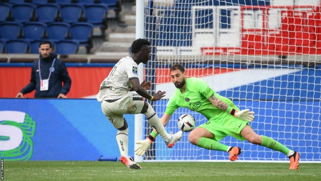 Senegalese forward Bamba Dieng celebrates scoring Lorient's third goal against PSG