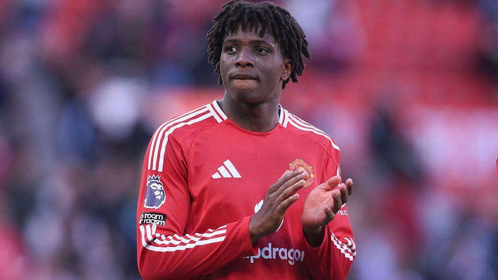 Man Utd news: Opinion - Patrick Dorgu has had 'mixed start' but must be  given time to succeed - BBC Sport