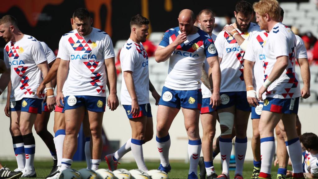 Great Britain players warm up