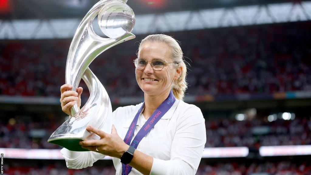 Sarina Wiegman with the Euro 2022 trophy