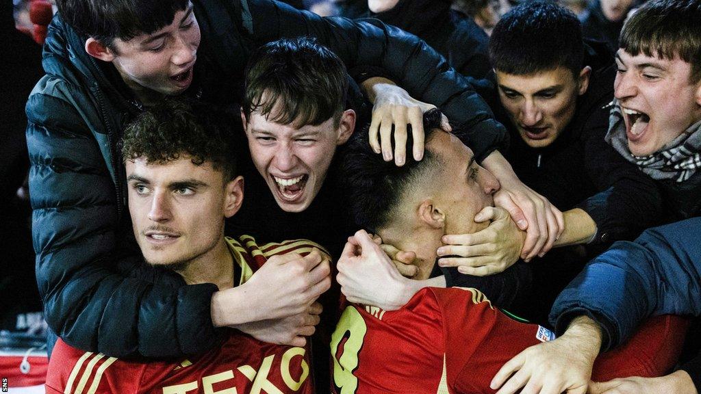 Aberdeen fans celebrate