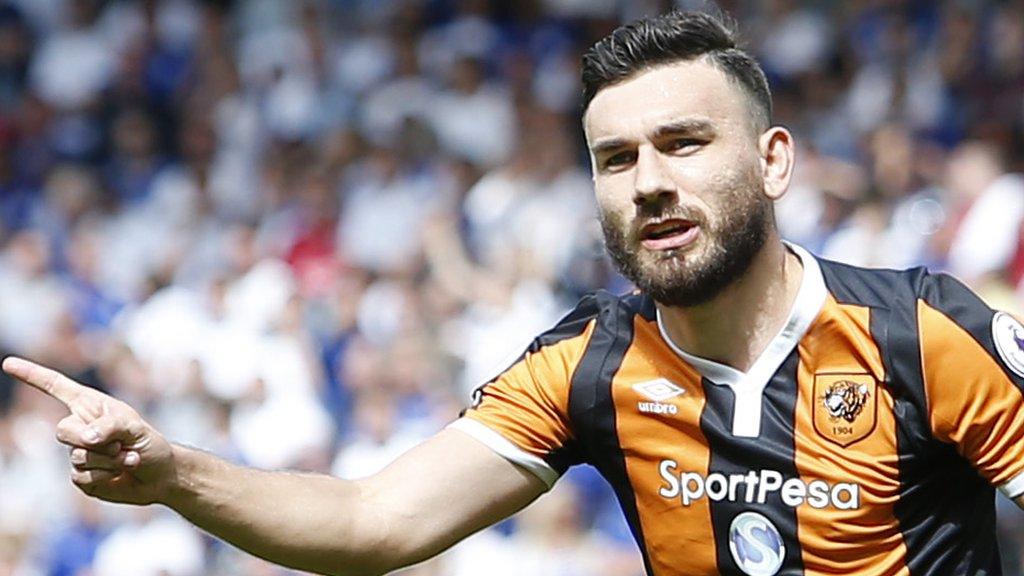 Robert Snodgrass celebrates with Hull