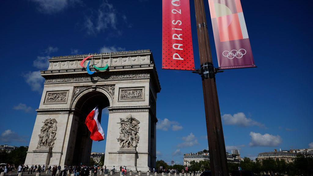 The Paralympic Agito logo is seen at the Arc de Triomphe ahead of the Paris 2024 Paralympics on August 25, 2024