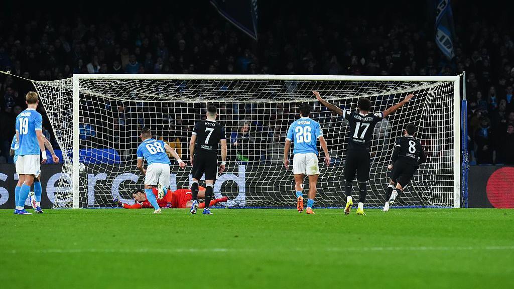 Enzo Fernandez scoring Chelsea's first goal