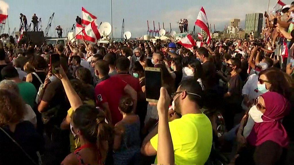 Crowd in Beirut