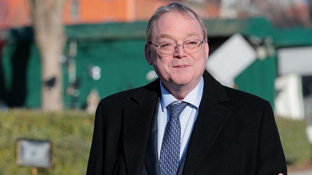 Trump Adviser Calls for Fed Economists to Be 'Disciplined' Amid Political Tensions