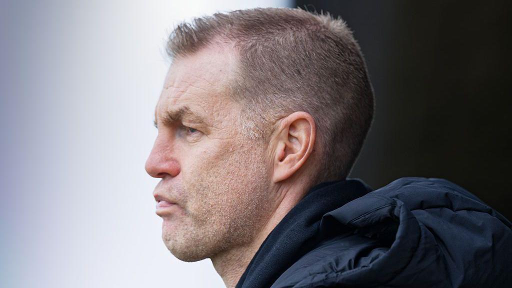 Harrogate Town boss Simon Weaver