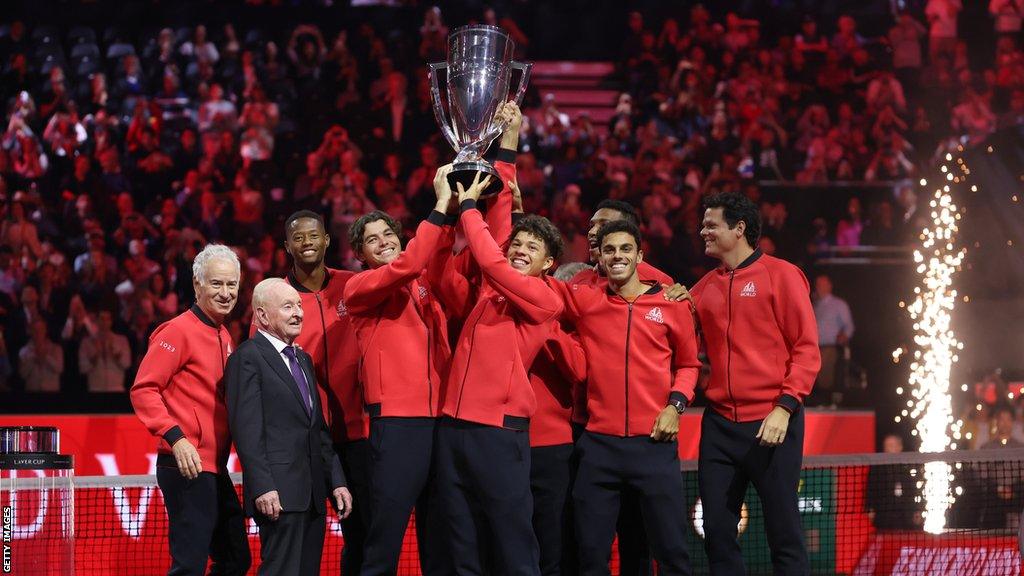 Team World lift the Laver Cup