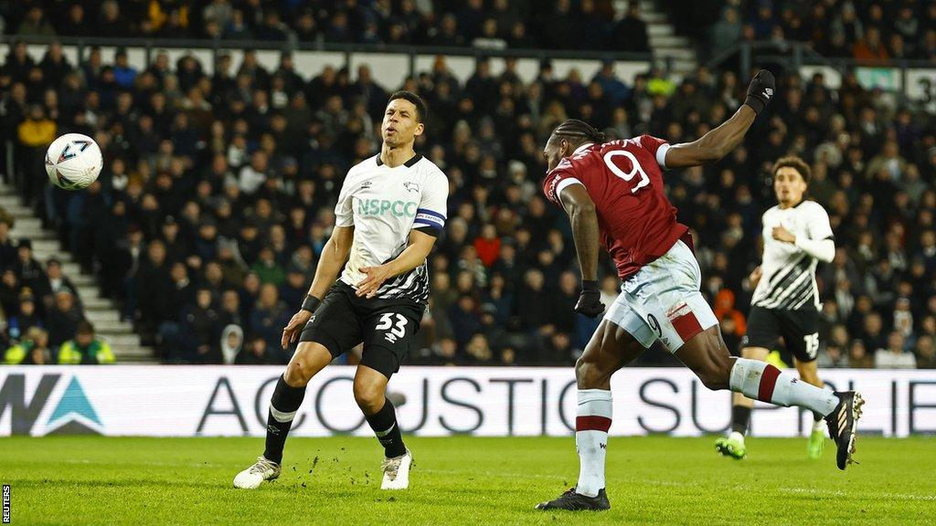 Michail Antonio