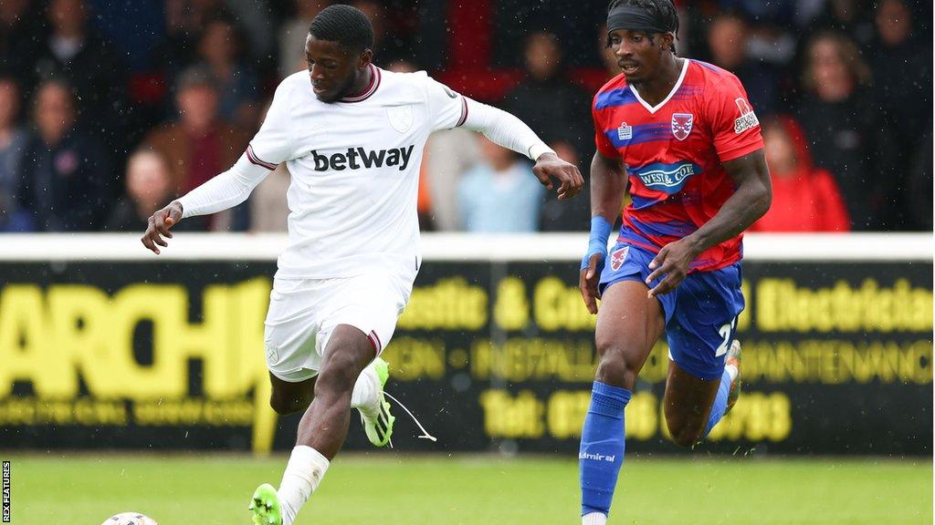 Gideon Kodua in action for West Ham