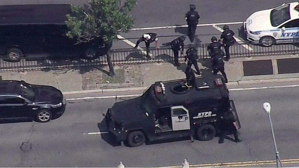 Police at New York hospital shooting