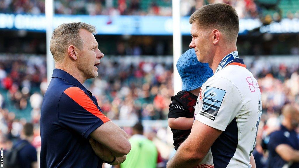 Mark McCall (left) with Owen Farrell after a Saracens match