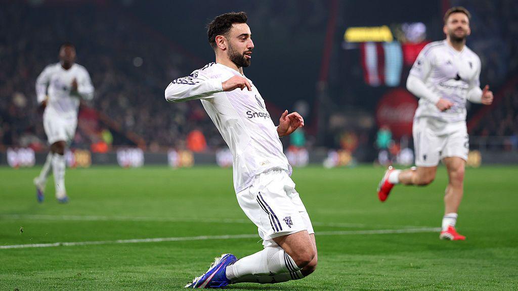 Bruno Fernandes in action for Manchester United