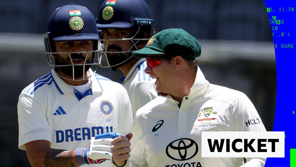 'Massive wicket' - struggling Kohli dismissed cheaply by Australia