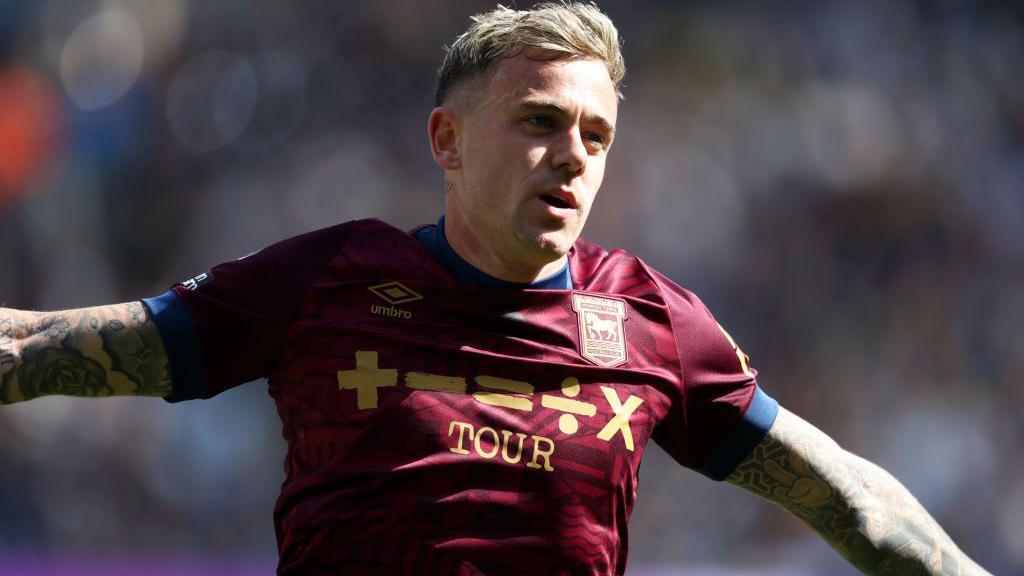 Sammie Szmodics