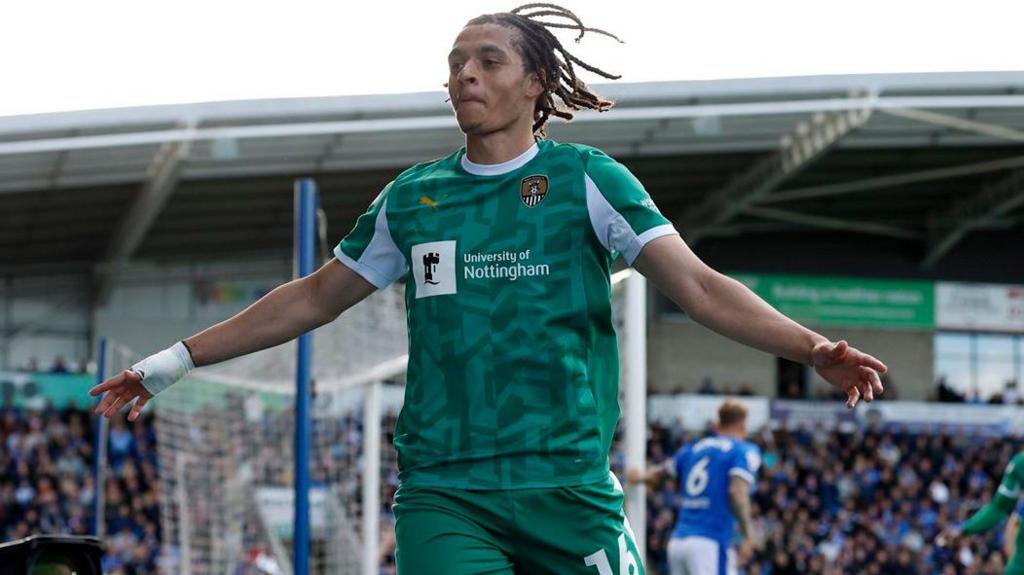 Chesterfield vs Notts County today: Luker seals first leg