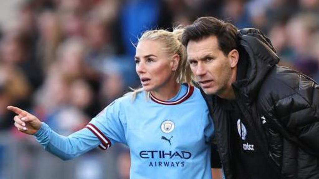Man City başkanı Taylor, kupası finaline beş gün kala kovuldu
