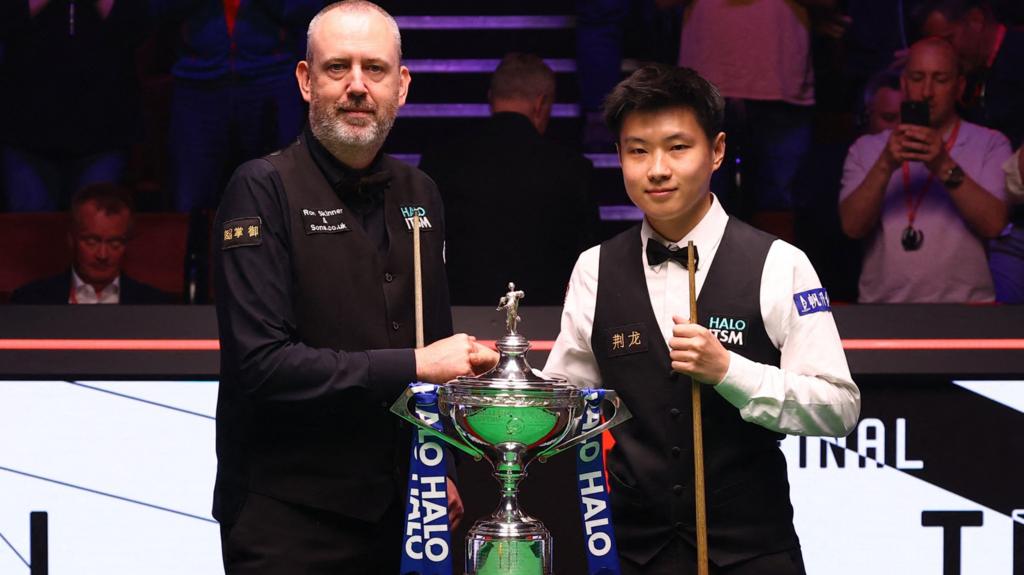 Mark Willams and Zhao Xintong