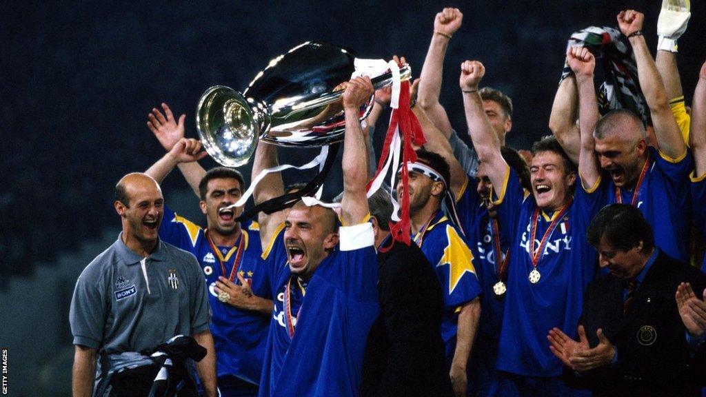 Gianluca Vialli lifting the Champions League trophy