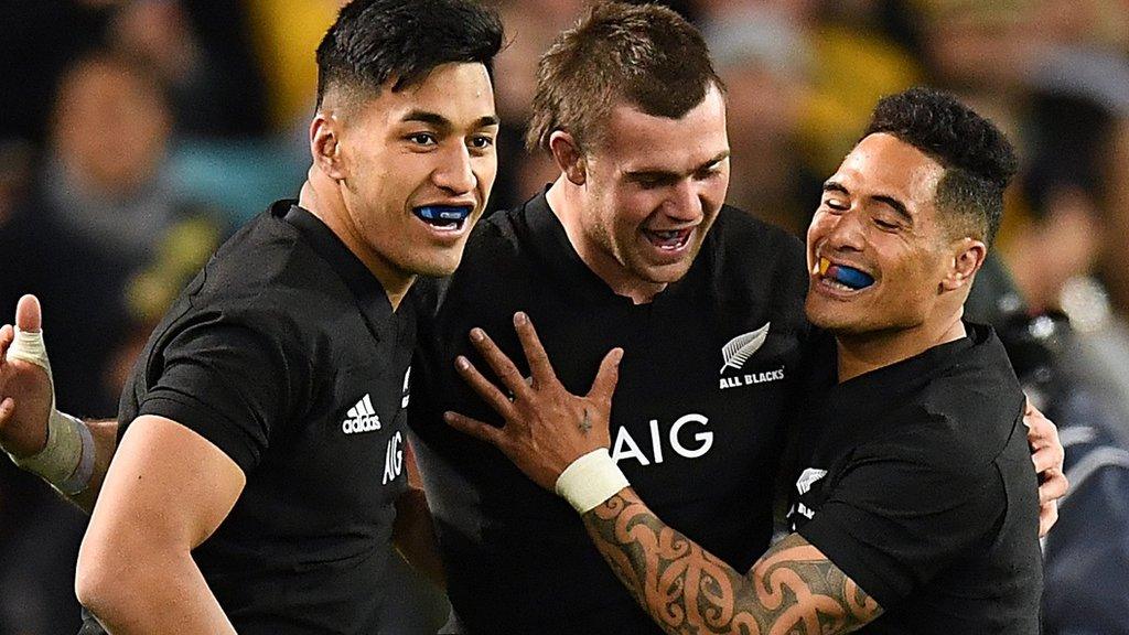 New Zealand celebrate a try during the win over Australia